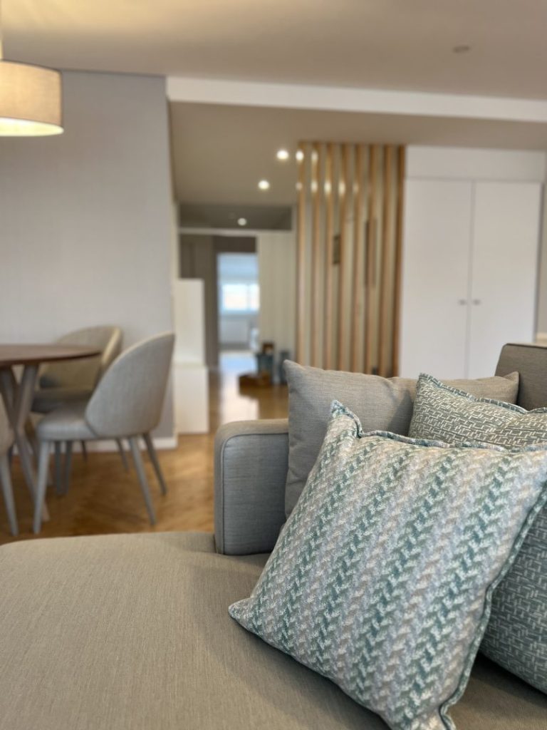 IMG_5927 pormenor do tecidos das almofadas em tons de azul